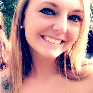 Meet your Posher, Kelsey